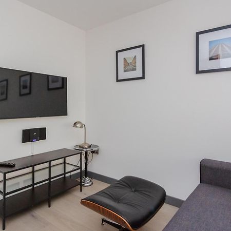 Stylish 1 Bedroom Apartment In Holborn In A Great Location London Exteriör bild